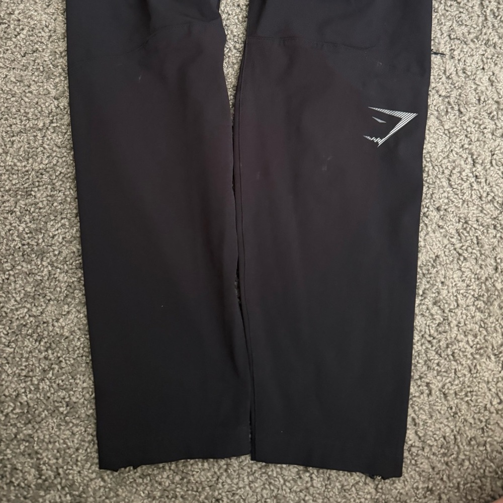Athletic pants